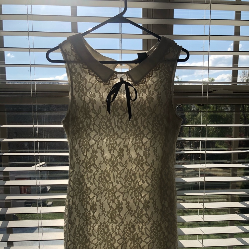 Short dress that’s perfect for an edgy look